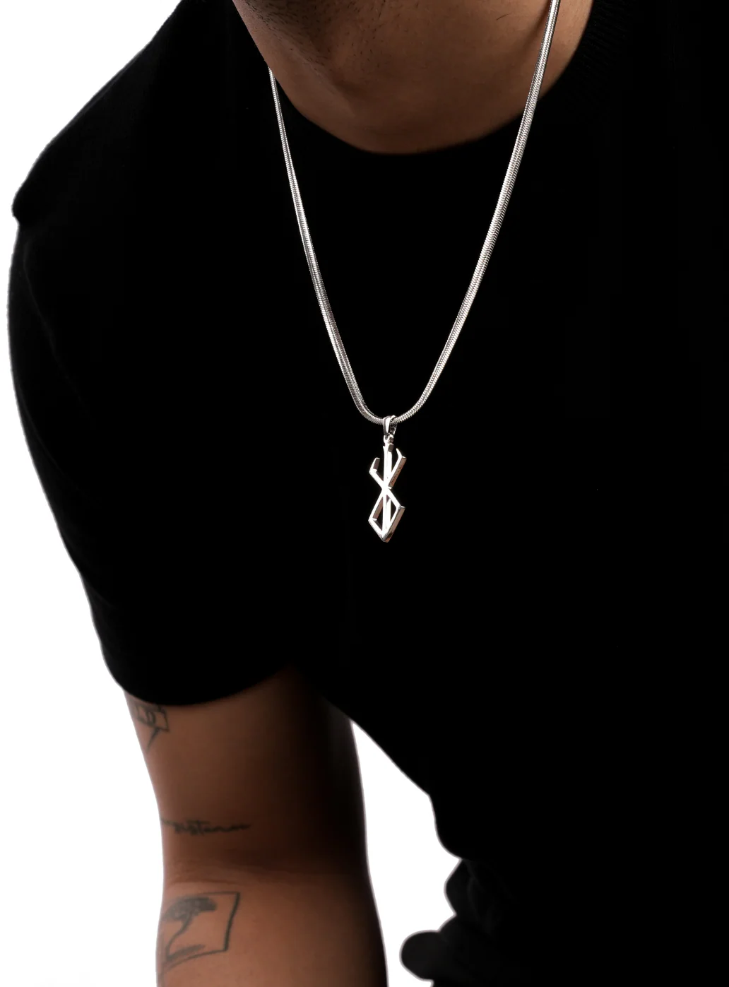 Berserk Pendant with Chain - Image 4