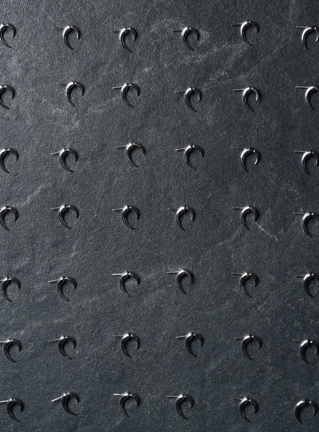 Claw earring - Image 4