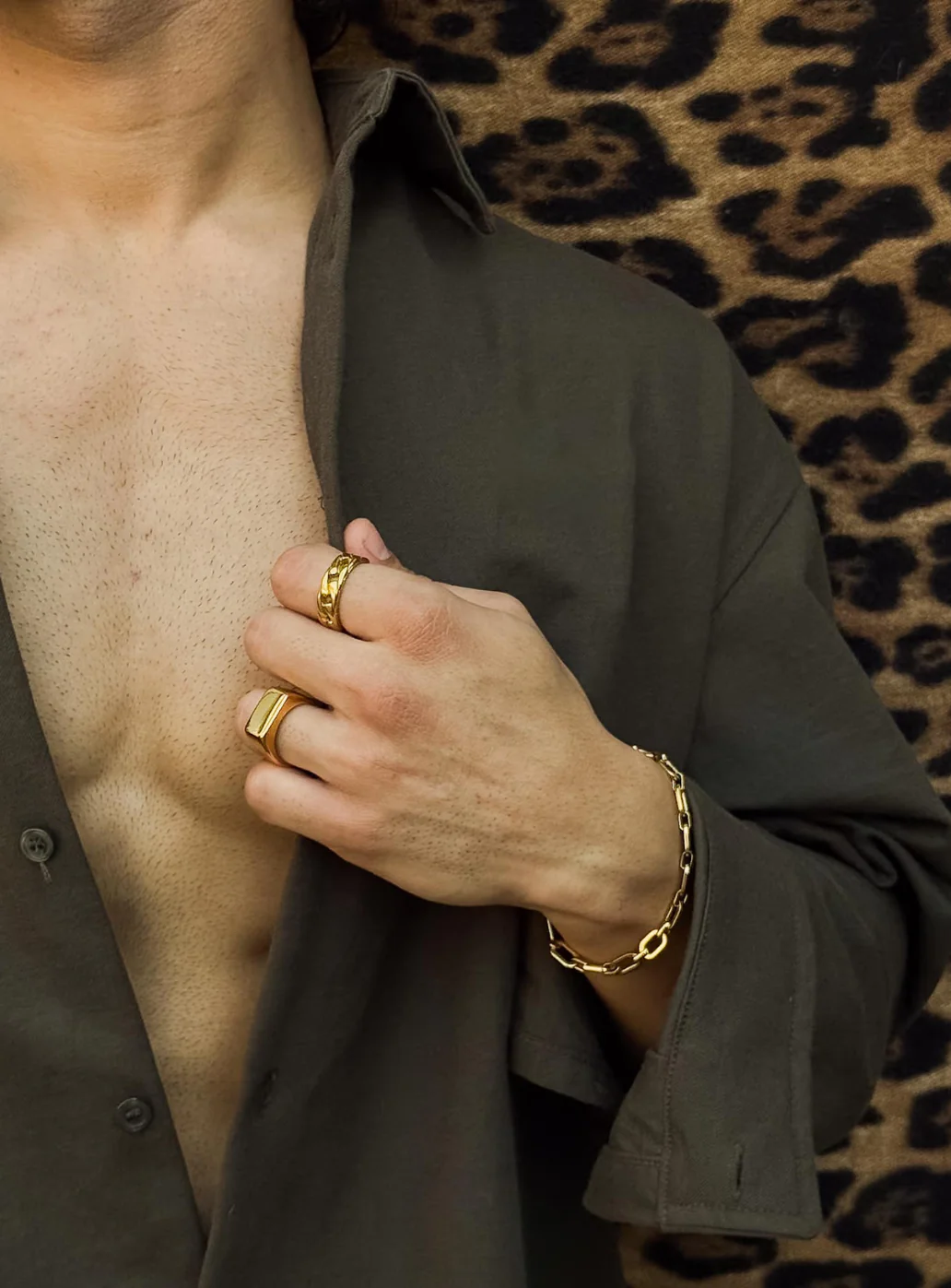 Gold Cuban Ring - Image 6