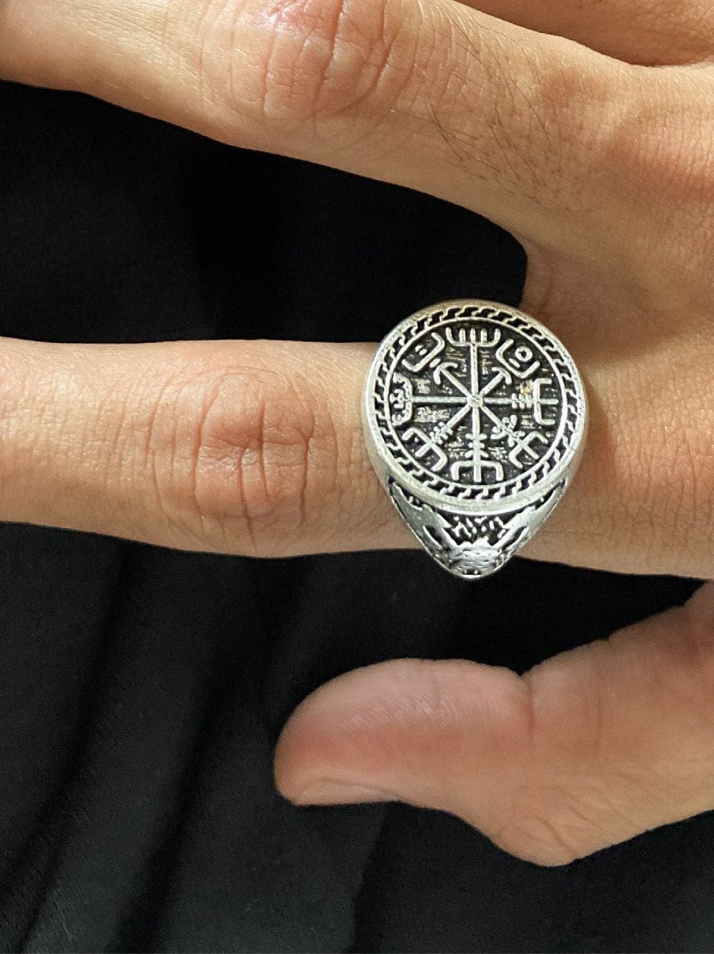 Viking Vegvisir Ring - Image 3